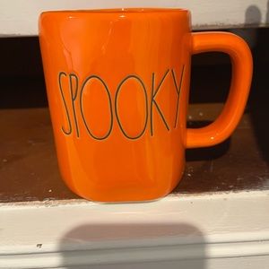 Halloween mug SPOOKY